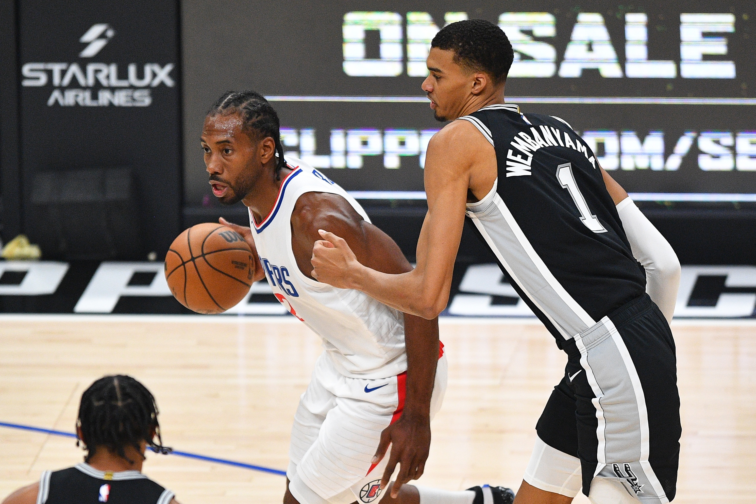 全站官方平台-伦纳德表现比肩SGA&amp;文班&amp;约基奇 谁都不会想在季后赛首轮面对快船