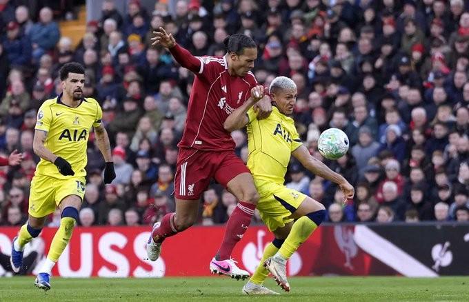 全站官方平台-本赛季英超主场领先后丢了7分，为利物浦自16/17赛季以来最多