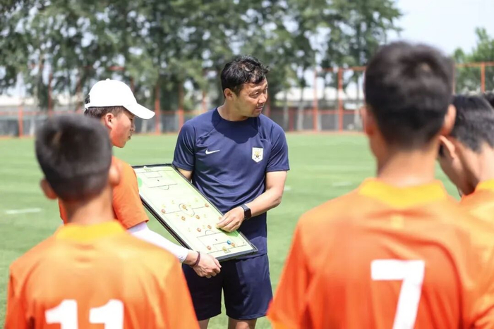 全站官方平台-专访汪强：扎根基层非终点，而是新起点|足球|国脚|山东泰山|中国足协|青训_新浪体育_新浪新闻